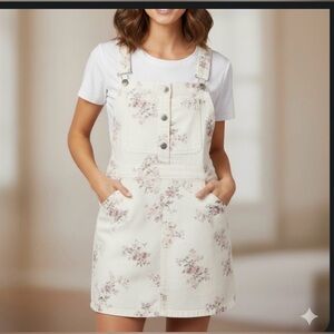 No Boundaries Floral Print Junior Jumper Dress